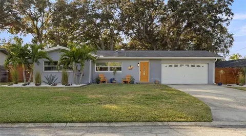 2394 Jones Dr, Dunedin, FL 34698