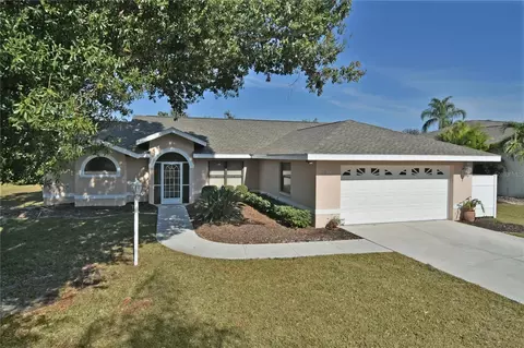 147 Shady Pine Ln, Nokomis, FL 34275
