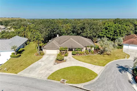 5668 Country Lakes Dr, Sarasota, FL 34243