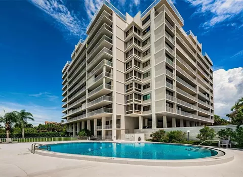 500 N Osceola Ave #611, Clearwater, FL 33755