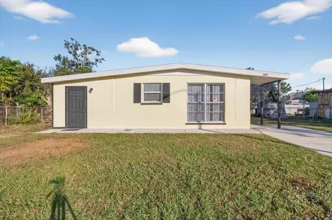 805 29th St E, Bradenton, FL 34208 photo 1