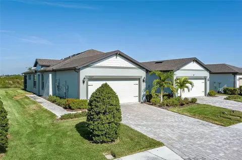 Exterior - 10641 Spring Tide Way, Parrish, FL 34219 photo 2 of 11