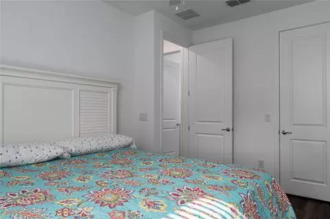 Bedroom - 10641 Spring Tide Way, Parrish, FL 34219 photo 3 of 4