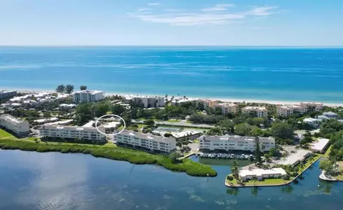 4860 Gulf Of Mexico Dr #VILLA 13, Longboat Key, FL 34228