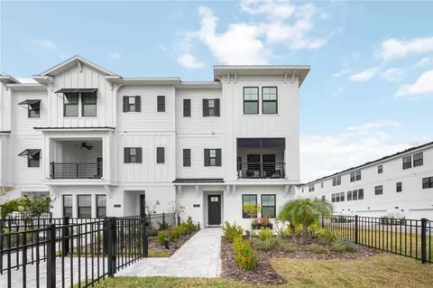 1570 Springwell Ln, Sarasota, FL 34240