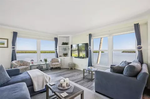 4440 Exeter Dr #206, Longboat Key, FL 34228