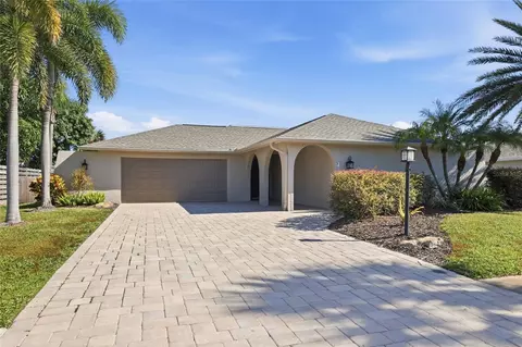 3660 Kingston Blvd, Sarasota, FL 34238