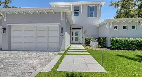 1905 Goldenrod St, Sarasota, FL 34239