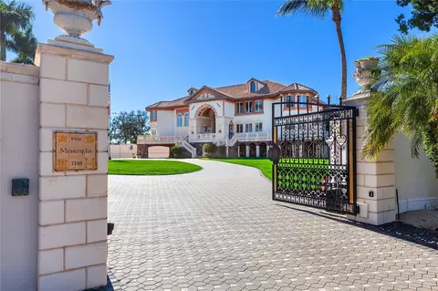 1310 S Lake Shore Dr, Sarasota, FL 34231