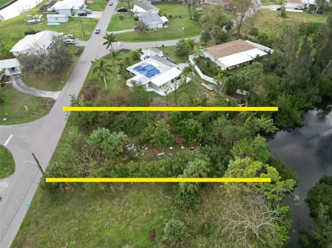 108 Barre Dr NW, Port Charlotte, FL 33952