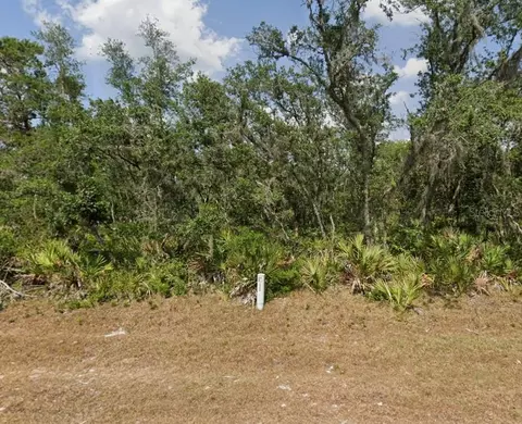 7512 Yumuri St, Sebring, FL 33872