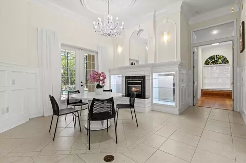Dining - 13609 18th Pl E, Bradenton, FL 34212 photo 4 of 8