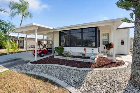 713 Riverview Cir, North Port, FL 34287