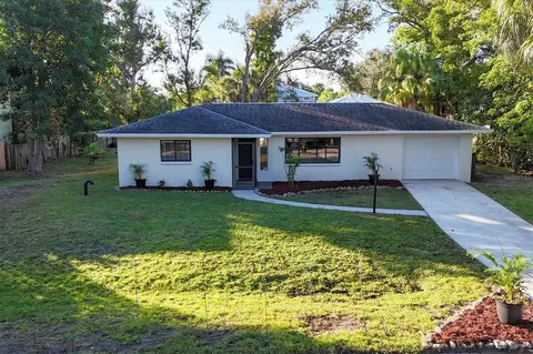 1632 Worrington St, Sarasota, FL 34231
