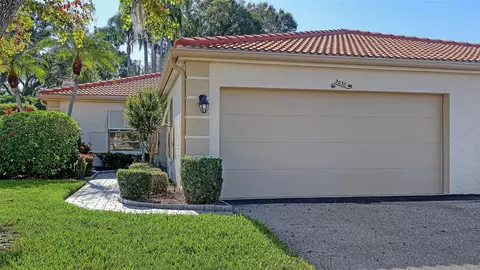3038 Ringwood Mdw #20, Sarasota, FL 34235