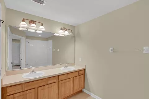 Bath - 7155 83rd Dr E, Bradenton, FL 34201 photo 2 of 4