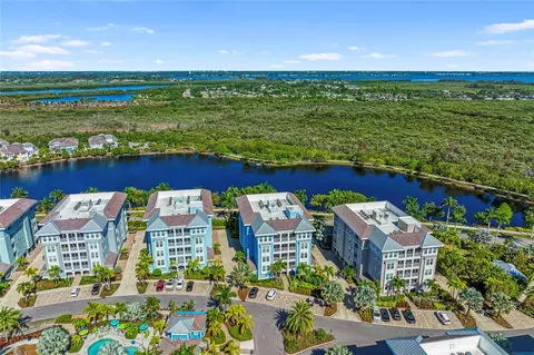 391 Aruba Cir #101, Bradenton, FL 34209