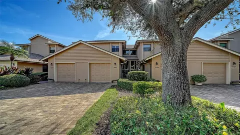 5260 Heron Way #202, Sarasota, FL 34231