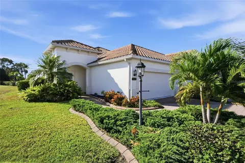 7105 Vista Bella Dr, Bradenton, FL 34209