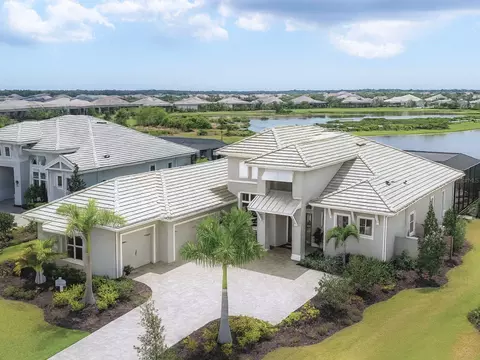 8477 Pavia Way, Lakewood Ranch, FL 34202