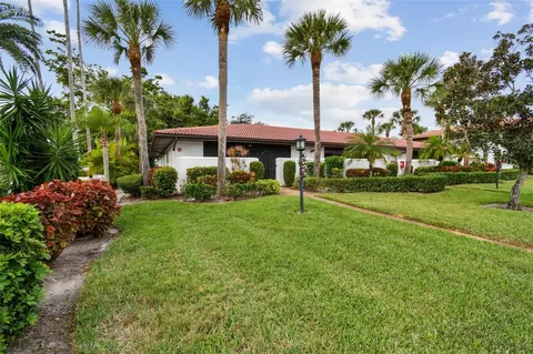 3500 El Conquistador Pkwy #301, Bradenton, FL 34210