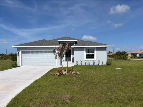 379 Baytree Dr, Rotonda West, FL 33947