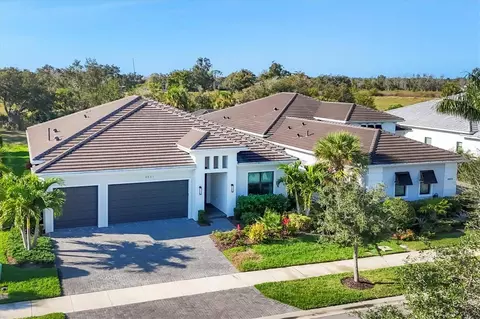 9037 Bernini Pl, Sarasota, FL 34240