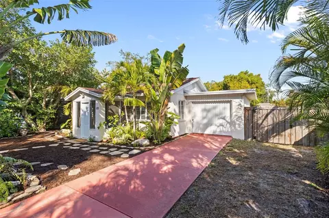 839 40th St, Sarasota, FL 34234