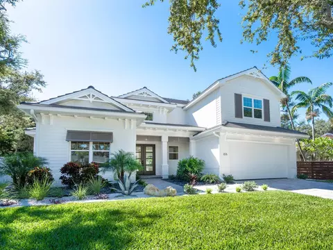 1876 Magnolia St, Sarasota, FL 34239