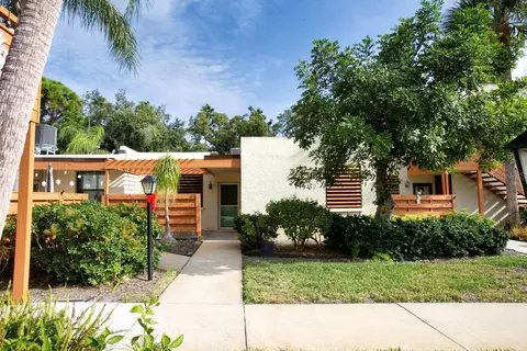 106 Wild Palm Dr #106, Bradenton, FL 34210