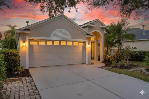 6226 Blueflower Ct, Lakewood Ranch, FL 34202