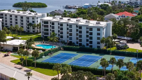 8773 Midnight Pass Rd #102G, Sarasota, FL 34242
