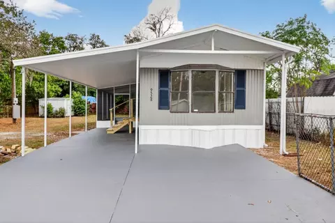 9528 Xenia St, New Port Richey, FL 34654