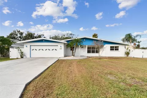 339 Shore Dr, Ellenton, FL 34222