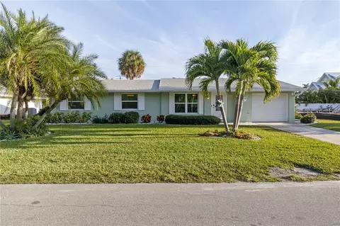 305 67th St, Holmes Beach, FL 34217