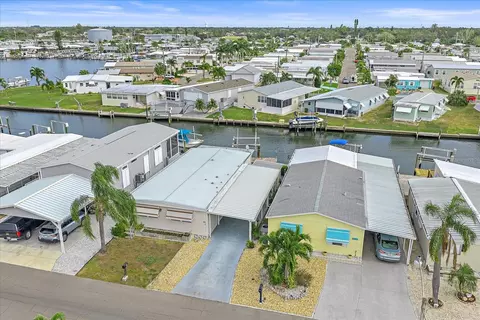220 Bimini Dr, Palmetto, FL 34221