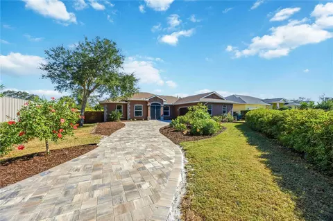 5105 Magnolia Pond Dr, Sarasota, FL 34233
