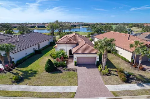 13240 Sorrento Way, Bradenton, FL 34211