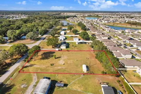 4005 SW Timberwood Dr, Lakeland, FL 33811
