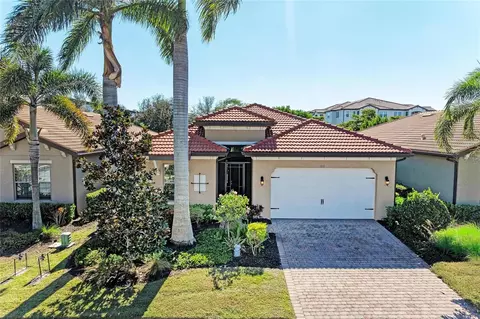 131 Maraviya Blvd, Nokomis, FL 34275