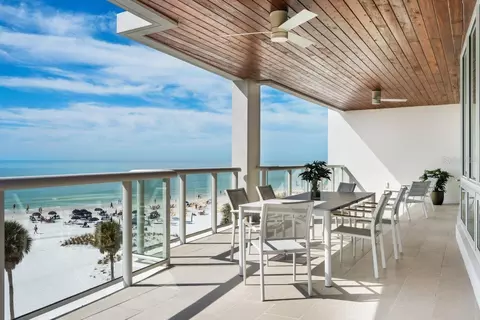 1035 Seaside Dr #501, Sarasota, FL 34242