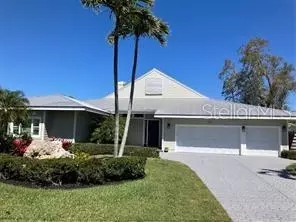 1511 N Lake Shore Dr, Sarasota, FL 34231