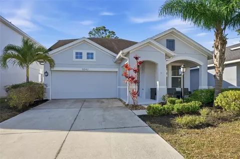 5542 Spanish Moss Cv, Bradenton, FL 34203