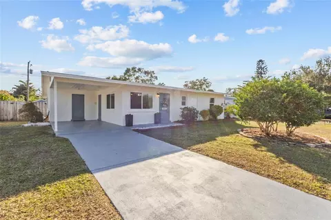 4404 55th Ave Dr E, Bradenton, FL 34203