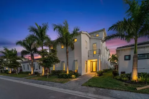 6317 Turtle Grass Dr, Bradenton, FL 34210