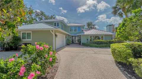 1042 N Casey Key Rd, Osprey, FL 34229
