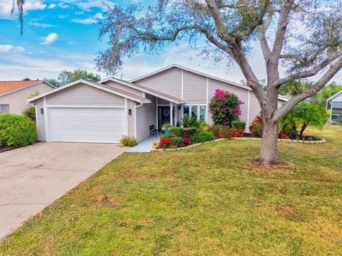 4811 Glenbrooke Dr, Sarasota, FL 34243