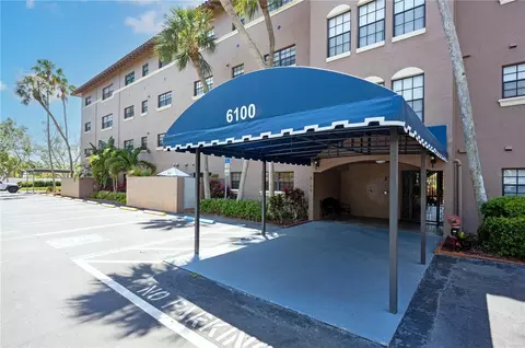 6100 Gulfport Blvd S #117, Gulfport, FL 33707