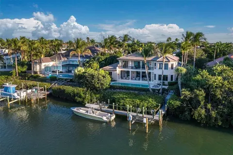 65 Lighthouse Point Dr, Longboat Key, FL 34228