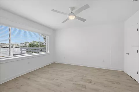Bedroom - 462 63rd St, Holmes Beach, FL 34217 photo 3 of 4